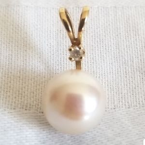 14K Gold Pearl Sapphire Pendant